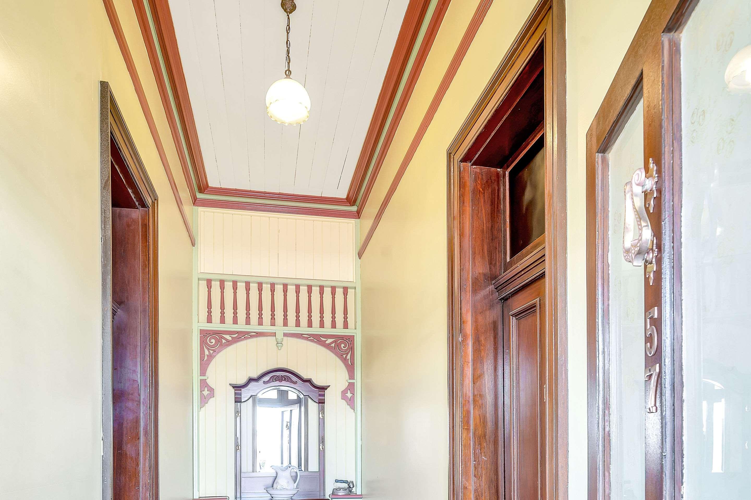 Warwick Settlers Inn Экстерьер фото