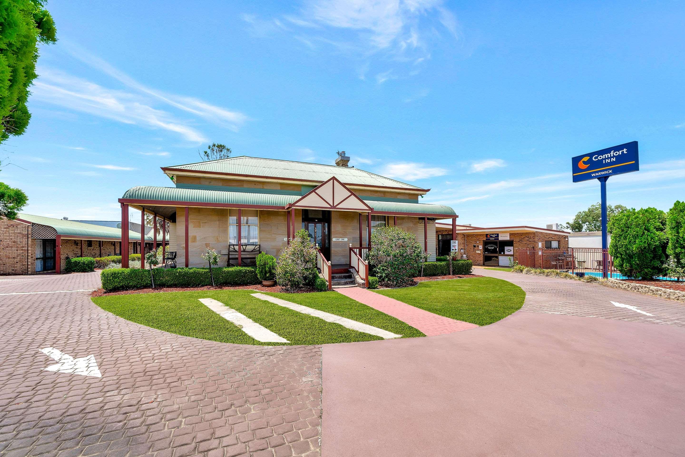 Warwick Settlers Inn Экстерьер фото